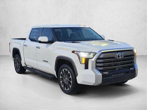 Used 2024 Toyota Tundra Limited w/ Power Package RWD image 3