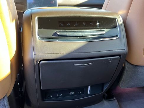 Certified 2025 Cadillac Escalade Premium Luxury w/ Touring Package image 16