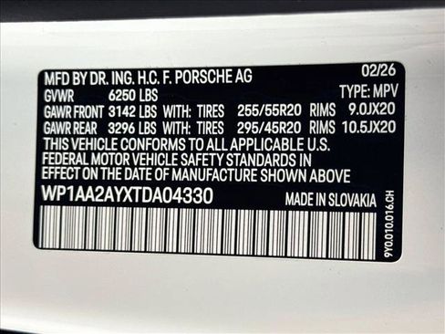 Used 2026 Porsche Cayenne AWD/4WD image 26