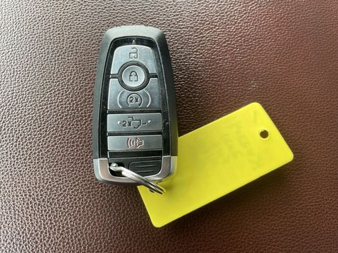 Used 2021 Ford F150 Lariat w/ Equipment Group 502A High image 28