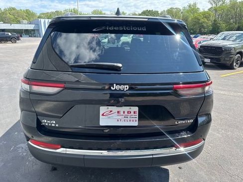 Used 2024 Jeep Grand Cherokee Limited w/ Trailer Tow Package AWD/4WD image 11