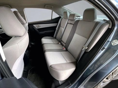 Used 2017 Toyota Corolla LE FWD image 19