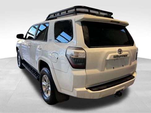 Used 2017 Toyota 4Runner SR5 image 4