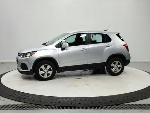 Used 2017 Chevrolet Trax LS AWD/4WD image 5