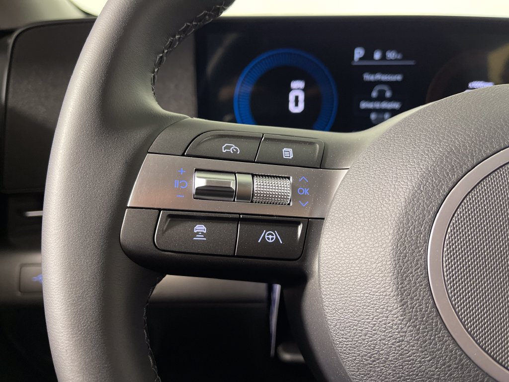 New 2026 Hyundai Kona SEL Premium FWD image 28
