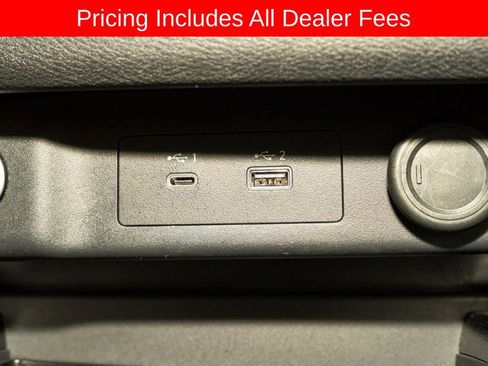 Certified 2023 Nissan Rogue SV w/ SV Premium B Package FWD image 17