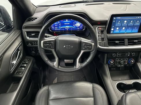 Used 2022 Chevrolet Tahoe Z71 w/ Luxury Package AWD/4WD image 26