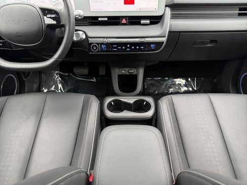 Certified 2024 Hyundai Ioniq 5 Limited AWD/4WD image 12