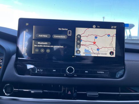 New 2025 Mitsubishi Outlander SE image 13