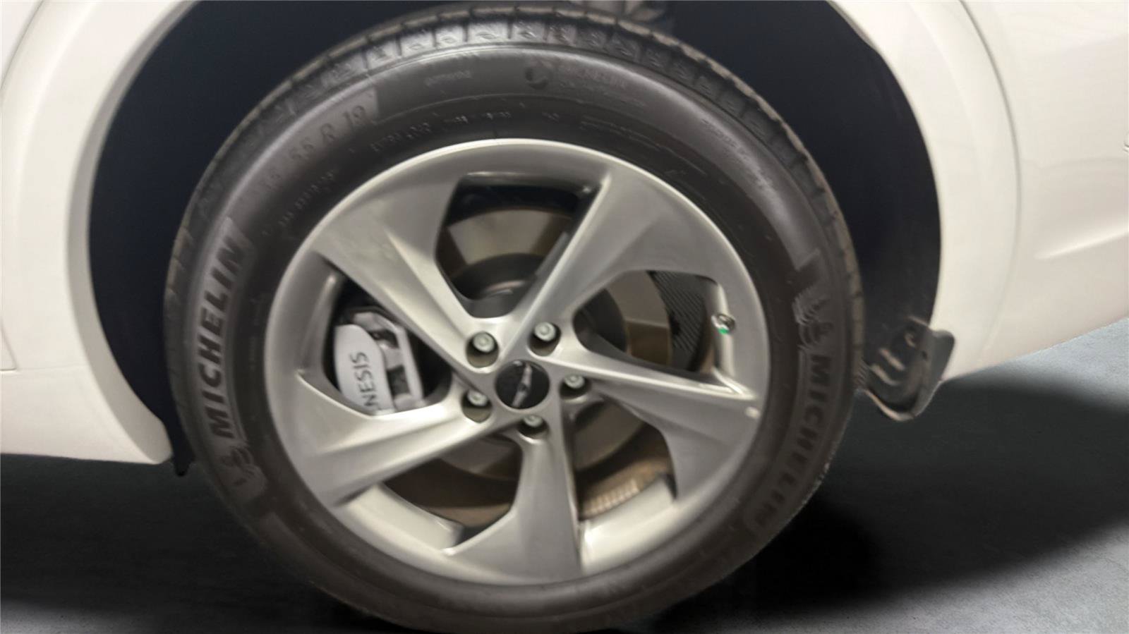 Used 2026 Genesis GV70 2.5T Advanced AWD/4WD image 24