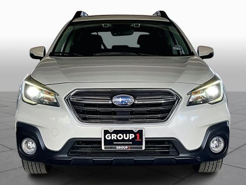 Used 2019 Subaru Outback 2.5i Limited image 3
