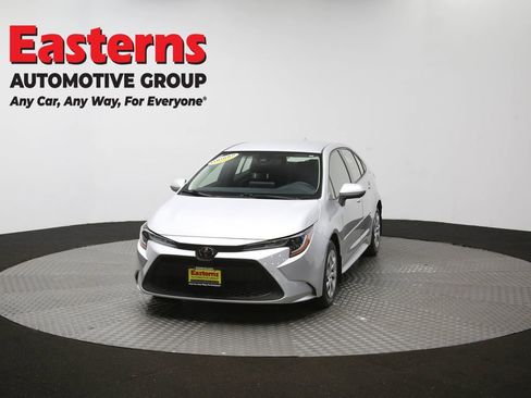 Used 2022 Toyota Corolla LE FWD image 52