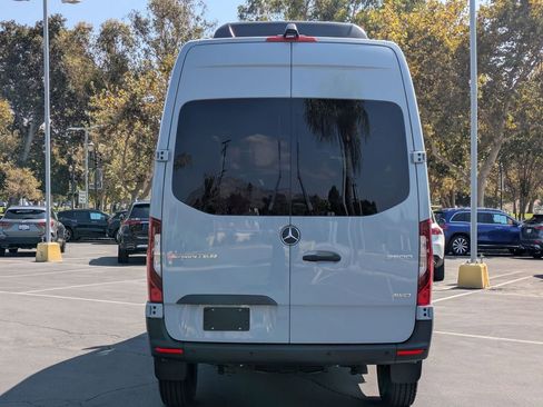 New 2025 Mercedes-Benz Sprinter 2500 image 3