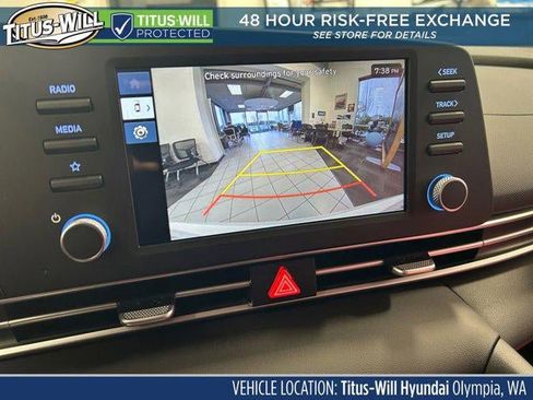 New 2026 Hyundai Elantra SE image 18