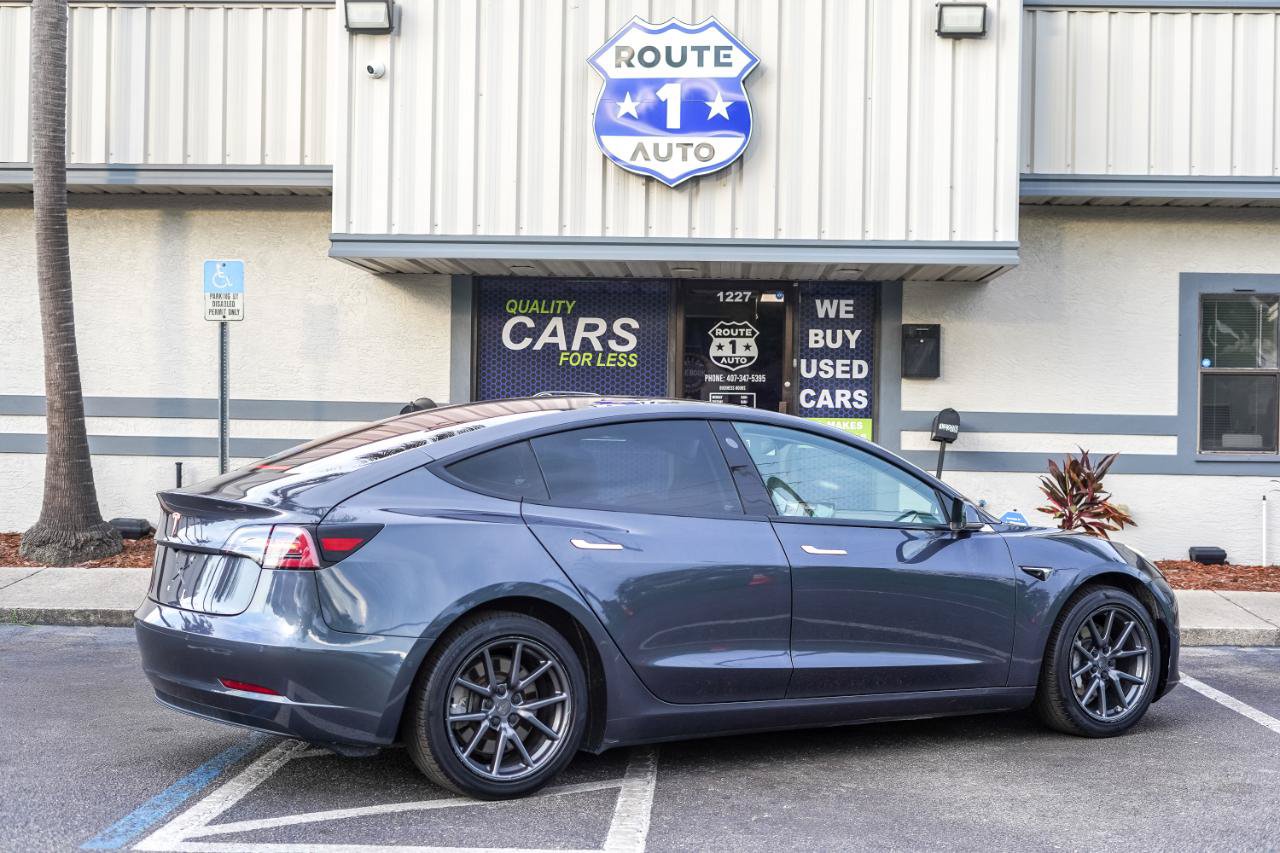 Used 2018 Tesla Model 3 Long Range RWD image 6
