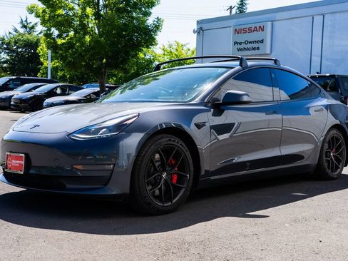 Used 2021 Tesla Model 3 Performance AWD/4WD image 3