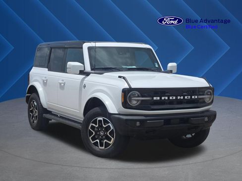 Certified 2024 Ford Bronco Outer Banks AWD/4WD image 1
