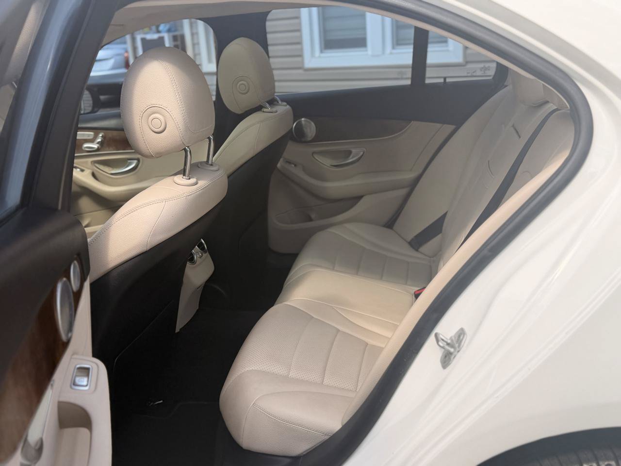 Used 2015 Mercedes-Benz C 300 4MATIC Sedan image 20