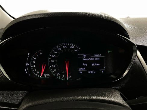 Used 2020 Chevrolet Trax LT w/ LT Convenience Package image 18