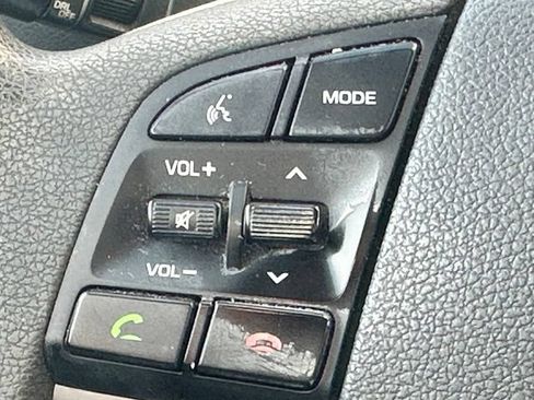 Used 2017 Hyundai Tucson SE w/ SE Popular Package 02 AWD/4WD image 9