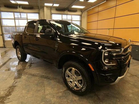 New 2025 Ford Ranger Lariat w/ Chrome Accent Package image 1