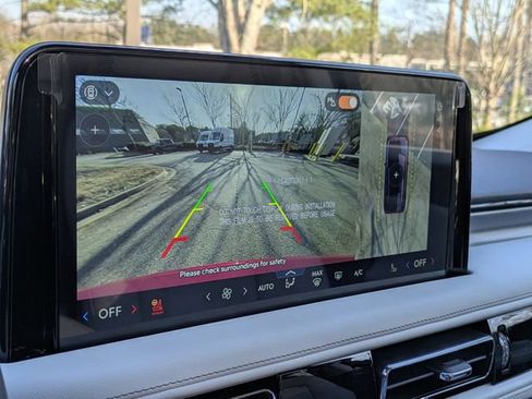 New 2026 Lincoln Aviator 2WD image 18