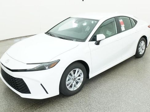 New 2026 Toyota Camry LE FWD image 1