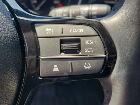 Used 2025 Honda Pilot Touring image 35