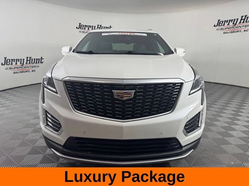Used 2025 Cadillac XT5 Premium Luxury FWD image 4