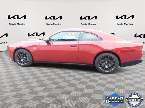 Used 2024 Dodge Charger R/T w/ Plus Group image 8