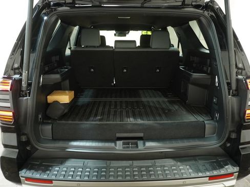 Certified 2025 Toyota 4Runner Trailhunter AWD/4WD image 6