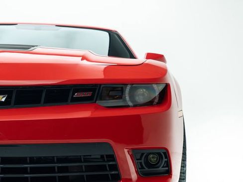 Used 2014 Chevrolet Camaro SS w/ RS Package image 7