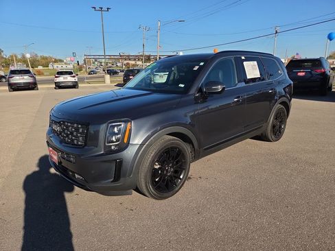 Used 2022 Kia Telluride SX w/ Nightfall Edition Package image 33