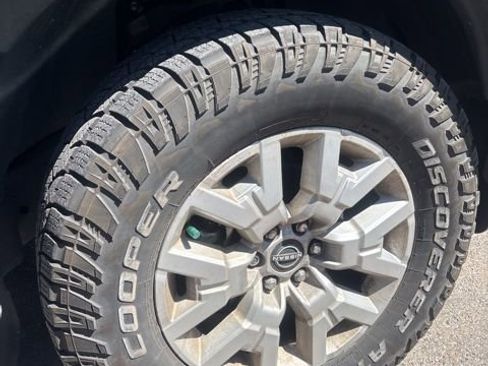 Certified 2022 Nissan Frontier SV RWD image 16
