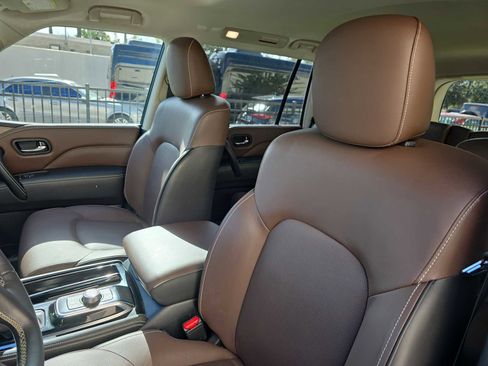 Certified 2024 INFINITI QX80 Premium Select w/ All-Season Package image 16