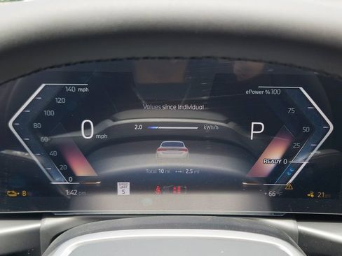 New 2026 BMW i4 eDrive40 w/ Parking Assistance Package RWD image 11