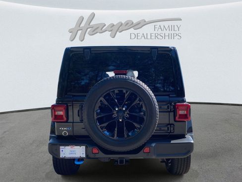 Certified 2023 Jeep Wrangler Sahara w/ Safety Group image 42