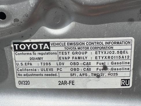 Used 2014 Toyota Camry SE w/ Moonroof Package image 31