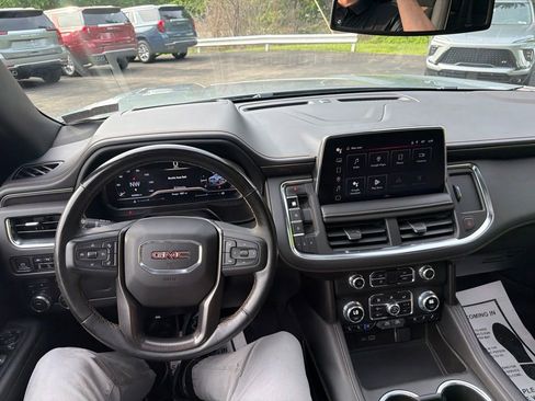 Used 2023 GMC Yukon XL AT4 w/ Technology Package AWD/4WD image 34