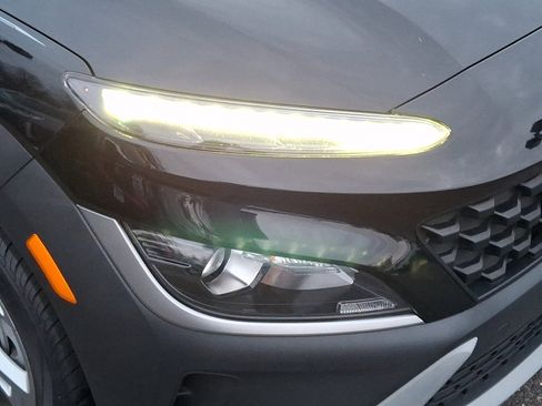 Certified 2023 Hyundai Kona SEL image 9