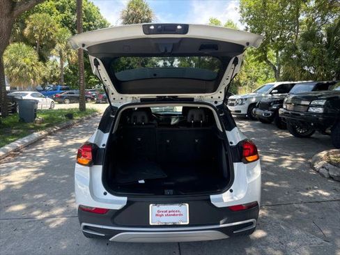 Used 2023 Buick Encore GX Preferred FWD image 23
