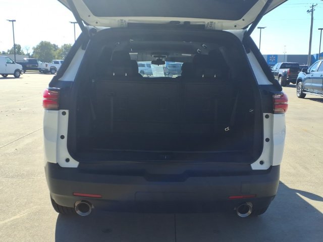 Used 2023 Chevrolet Traverse LT FWD image 5