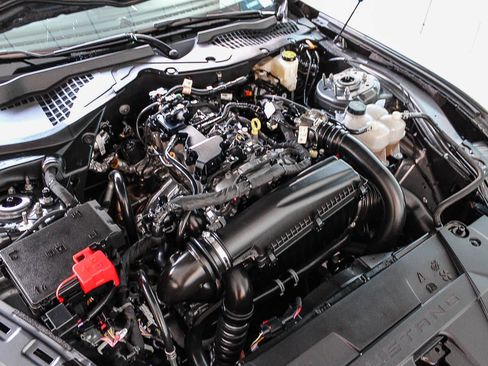 Used 2025 Ford Mustang Premium RWD image 26