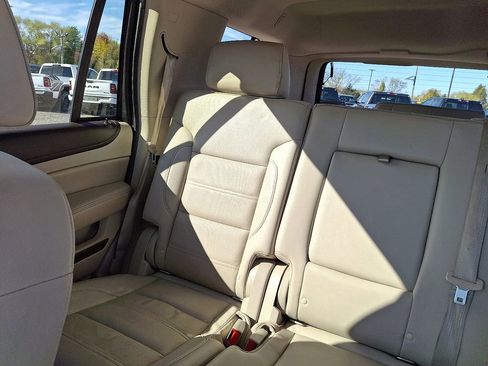 Used 2018 GMC Yukon Denali image 19