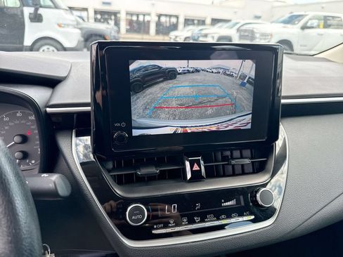 Used 2023 Toyota Corolla LE FWD image 16