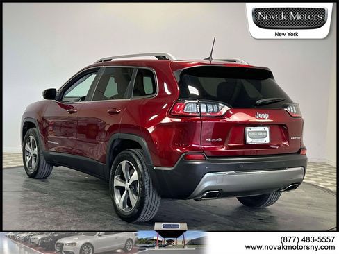 Used 2021 Jeep Cherokee Limited image 6