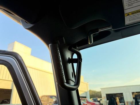 Used 2014 Jeep Wrangler Sport image 12