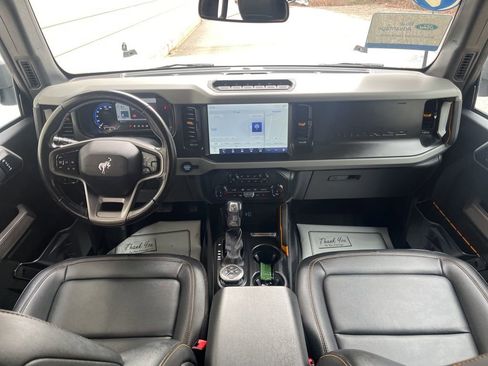 Certified 2022 Ford Bronco Badlands w/ Sasquatch Package image 14