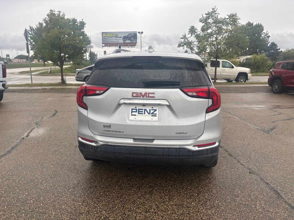 Used 2018 GMC Terrain SLT w/ Preferred Package AWD/4WD image 6