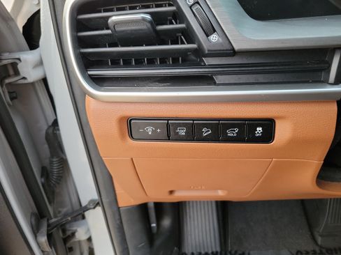 Used 2023 Kia Telluride EX X-Line AWD/4WD image 27